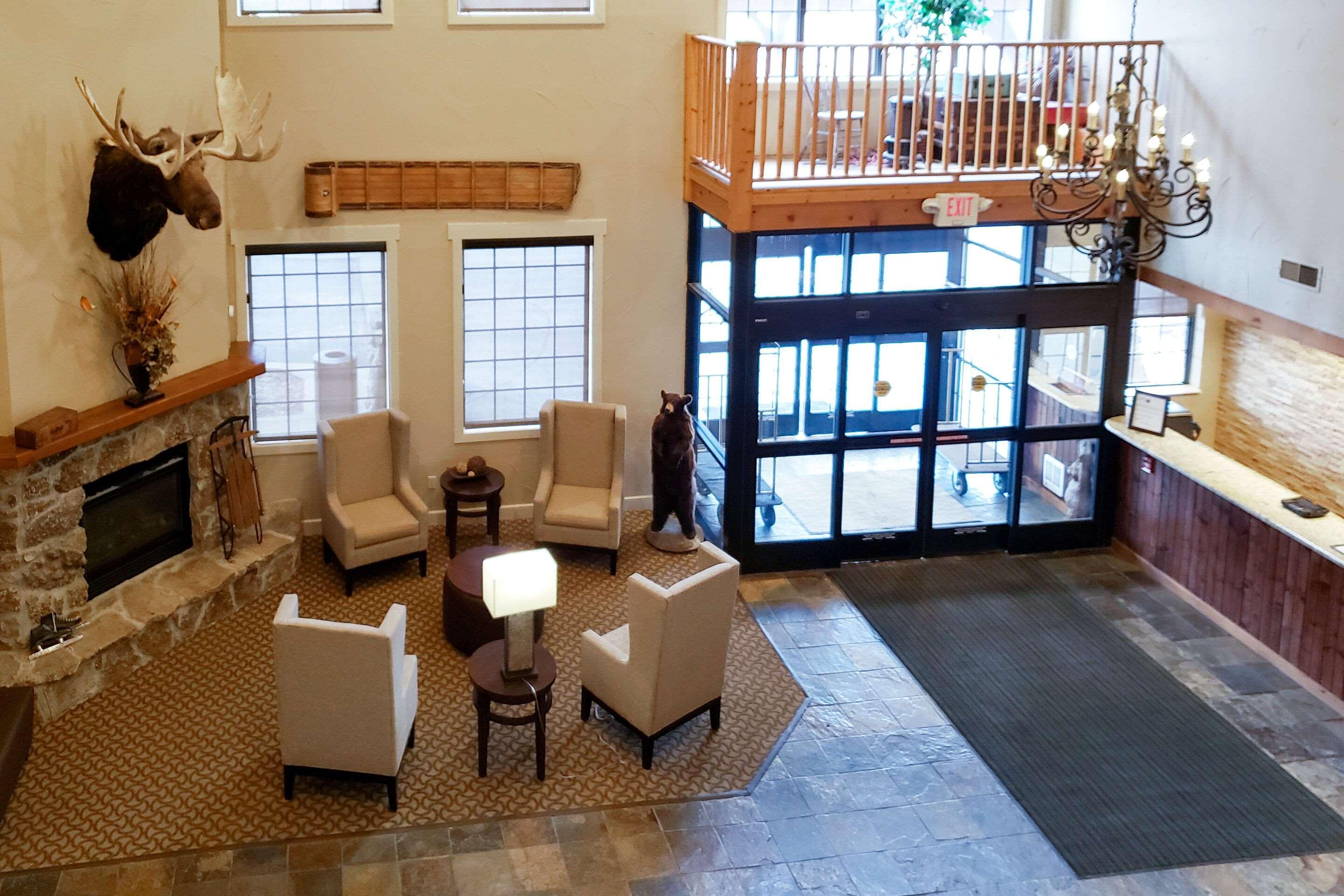 Comfort Inn & Suites Macon エクステリア 写真